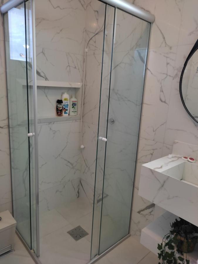 Apartamento Na Praia Da Enseada, 100 Mt Praia Сао Франсиско до Сул Екстериор снимка